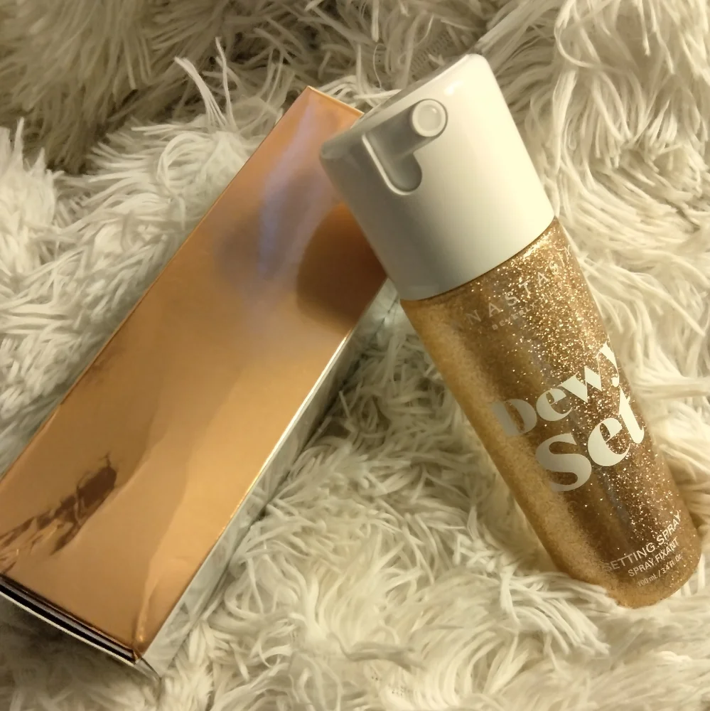 🆕️ABH Dewy Set Spray